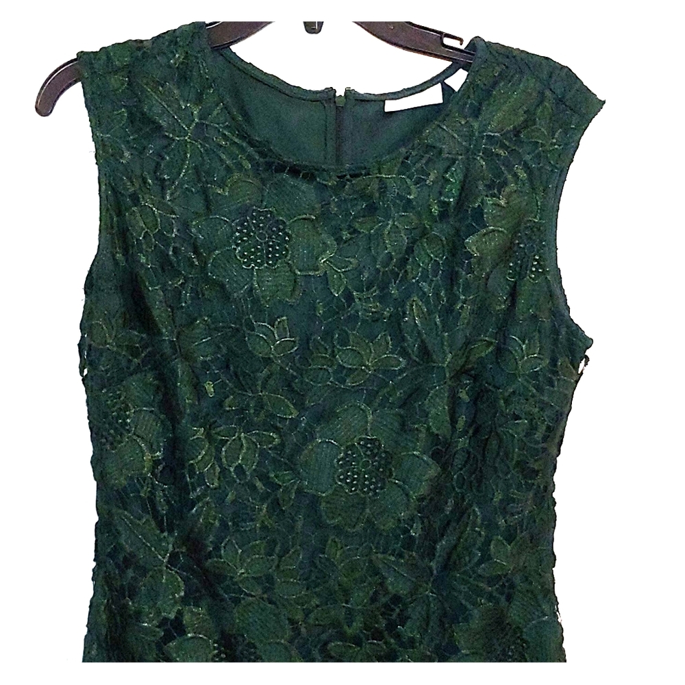 Emerald lace midi dress